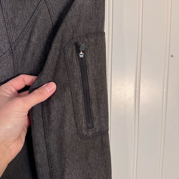 Athleta Full Zip Charcoal Gray Athletic Hoodie Thumb Hole Women’s Size Small - Picture 5 of 14